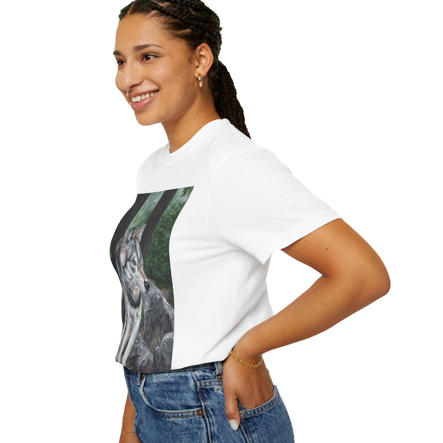 Wolf Portrait T‑Shirt — Realistic Forest Wolf Graphic Tee